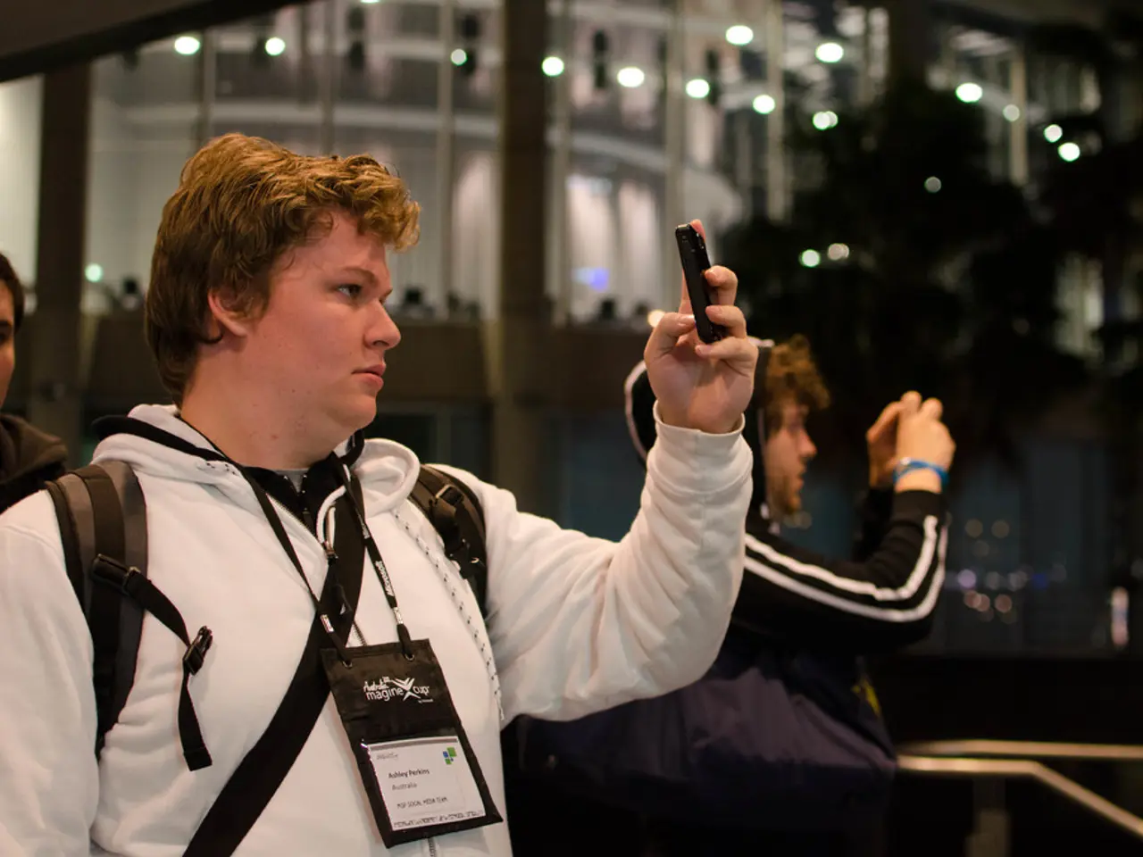 Smartphones equipped with Galaxy AI technology revolutionize photographic capabilities, enhancing...