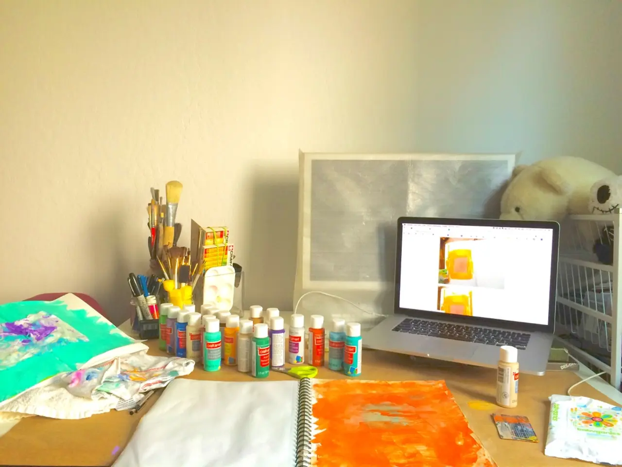 Amazon Introduces a Colored Version of the Kindle for Initial Release