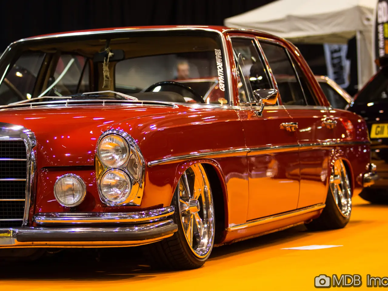 Navigational Aid: Aids in Navigating Munich's Oktoberfest Grounds