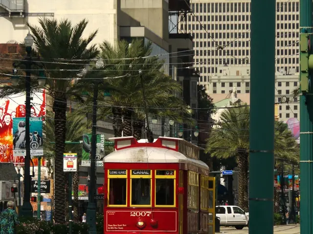 Smartphone application now enables on-demand bus services.