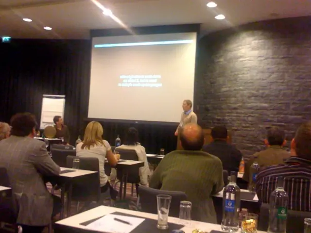 Artificial Intelligence Personality Profiles: Unraveling the Secret to Their Effectiveness