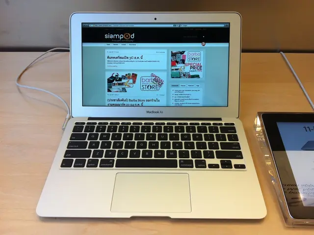 Considering the Samsung Fold 7, would you enjoy reading comics, books, or manga on this new device?