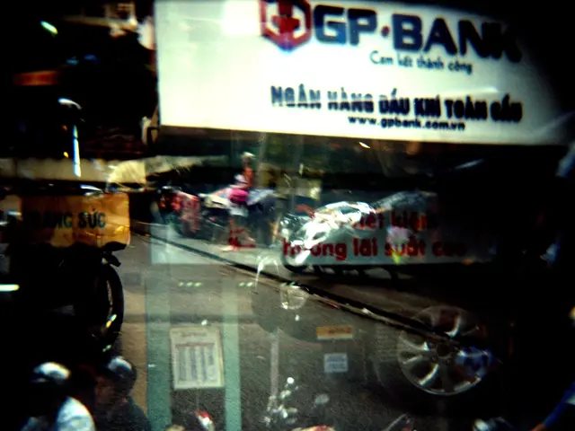 Hyundai and Zeiss Collaborate on Developing Holographic Windshield Display Technology