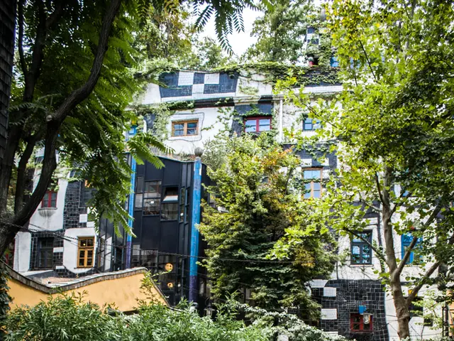 Artificial Intelligence Tackles Urban Heat Islands: Kaiserslautern Project demonstrates greener,...