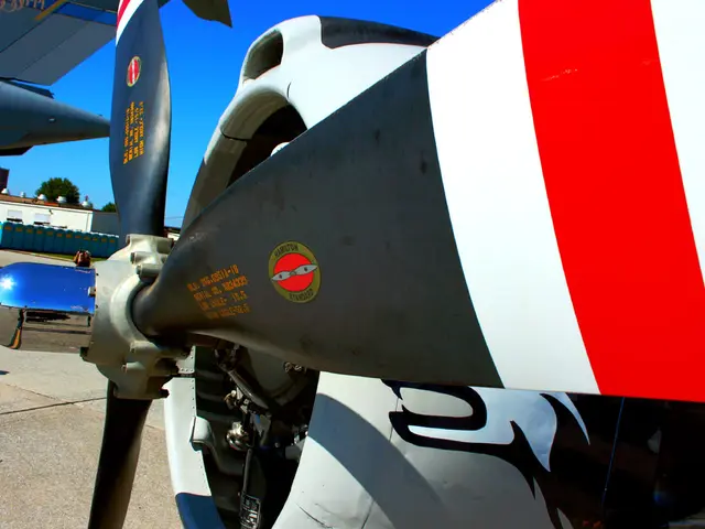 Comparing Monocrystalline to Polycrystalline Solar Panels: Which Option Suits Your Needs Best?